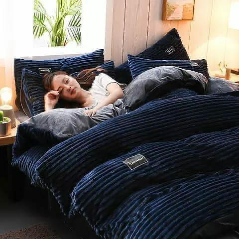 4-Piece Velvet Duvet Set