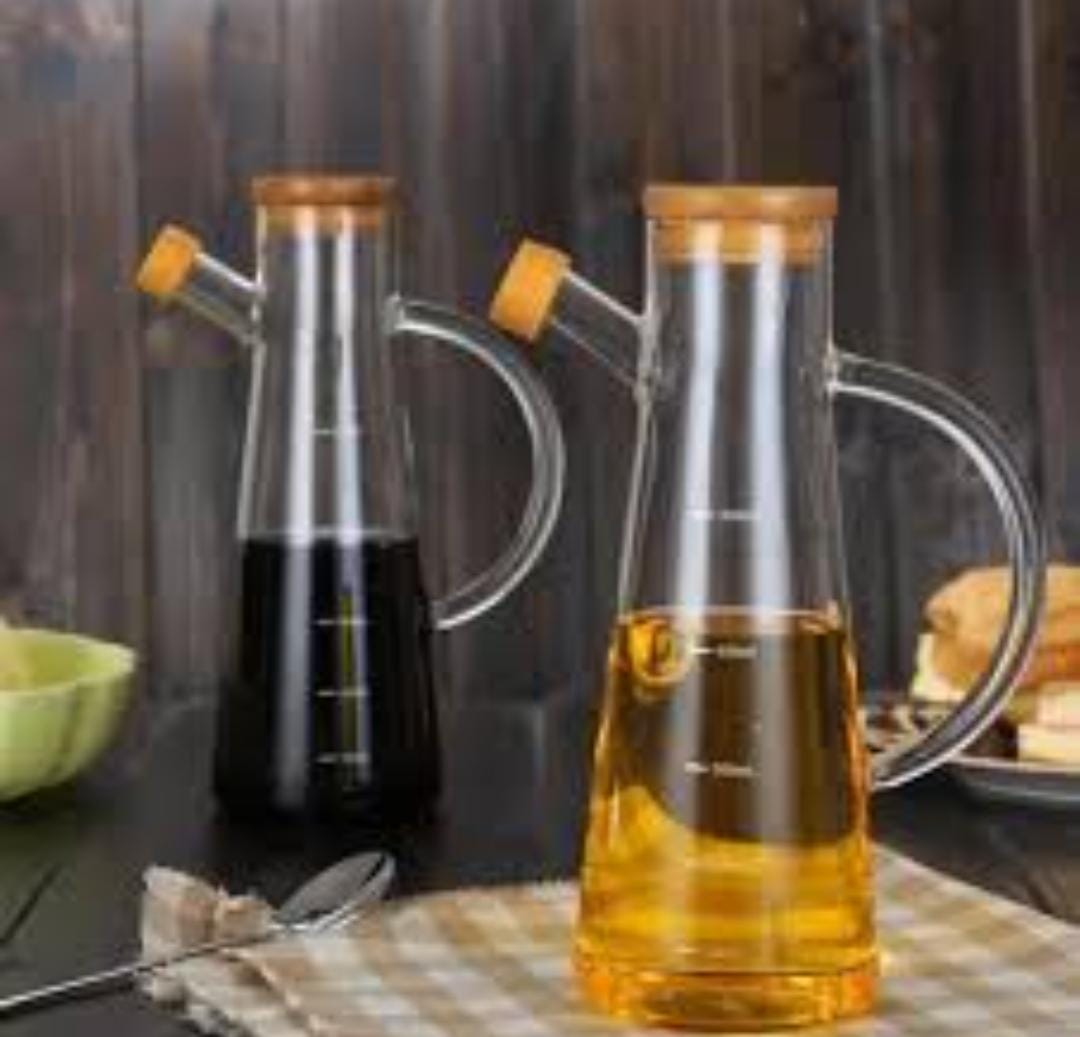 900ml Glass Jug Dispenser with Bamboo Cork